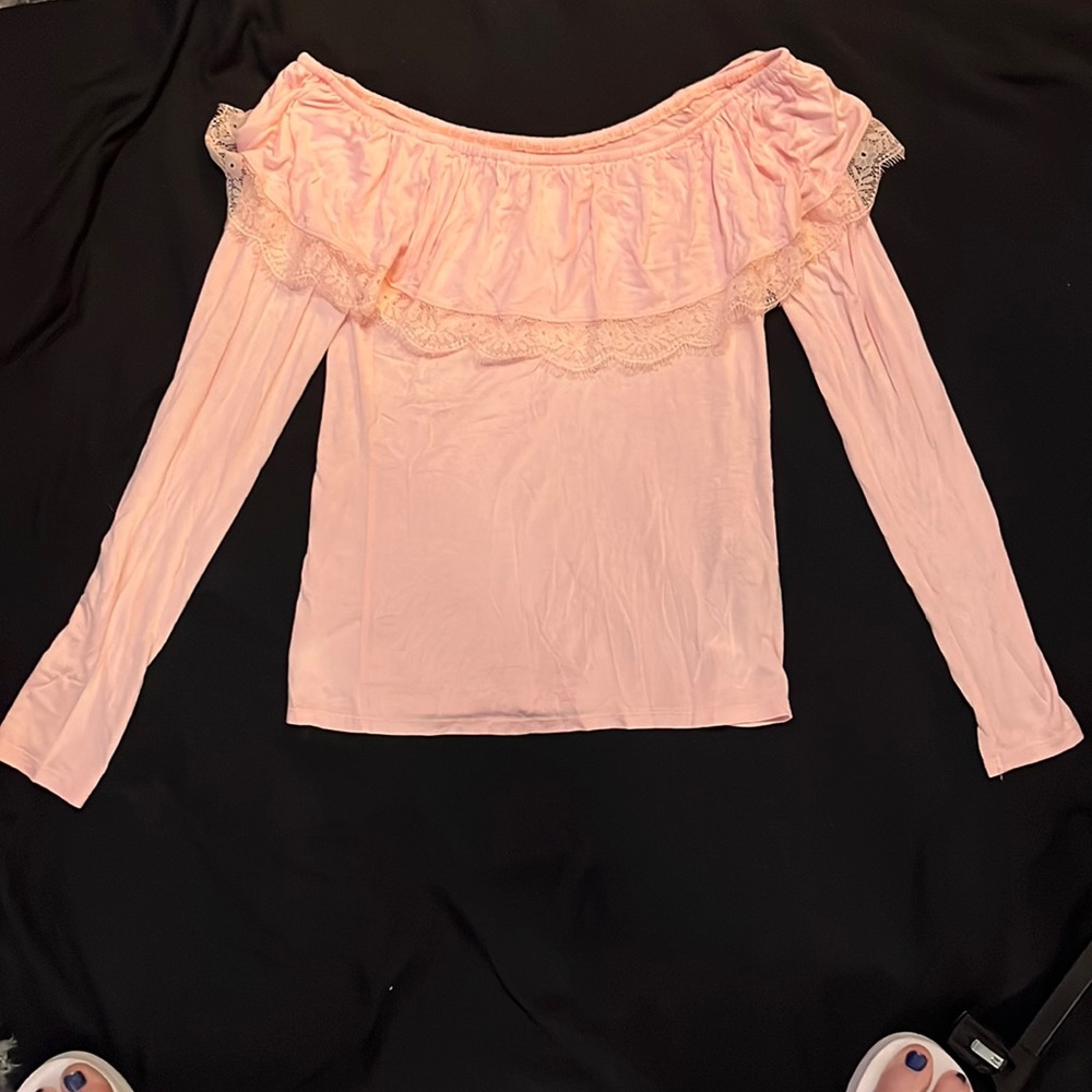 Hollister pink off shoulder lace trim long sleeve shirt.